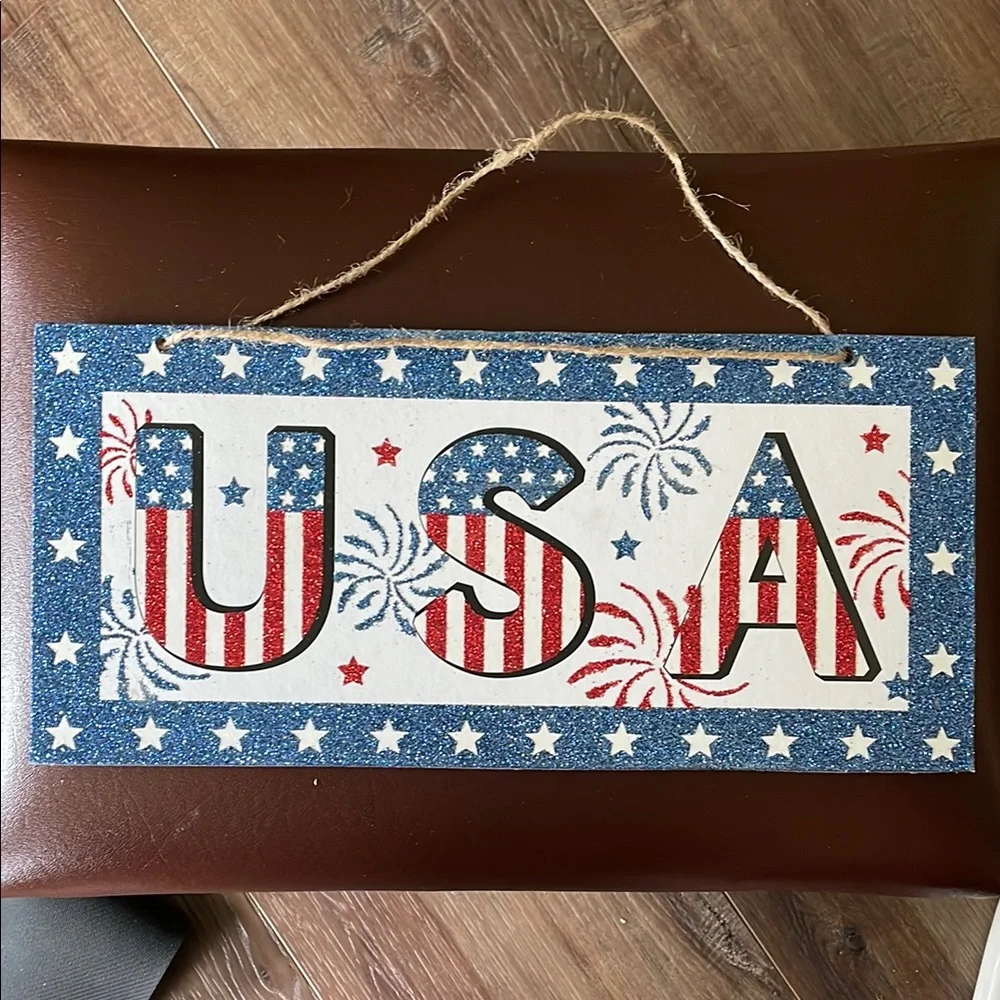 Patriotic USA Hanging Sign - Red, White, and Blue